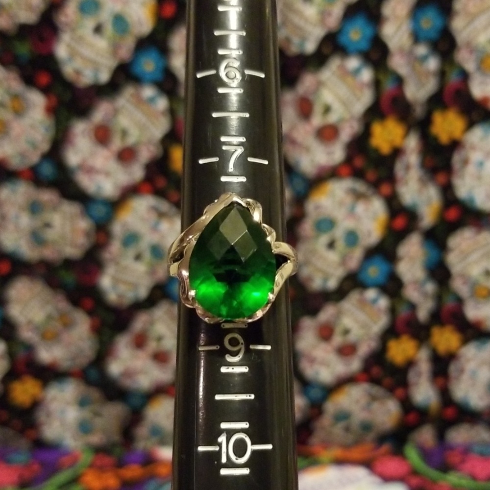 Sterling Silver Mt St Helen WA ring Green Helenite